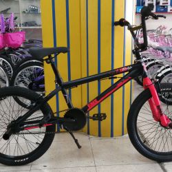 FREESTYLE BLACK RED